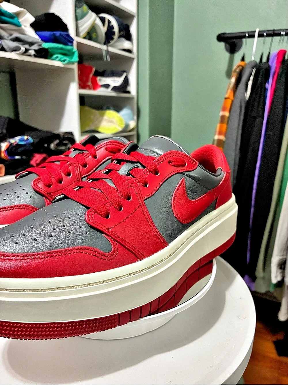 Jordan Air Jordan 1 Elevate Low Sneakers Red & Black US 8.5 Like New